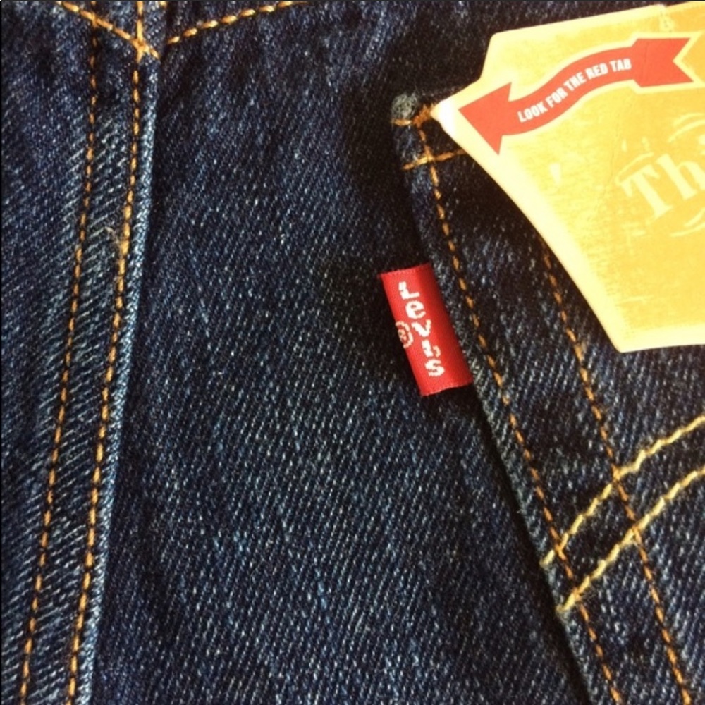 Levi’s shorts - Picture 3 of 3